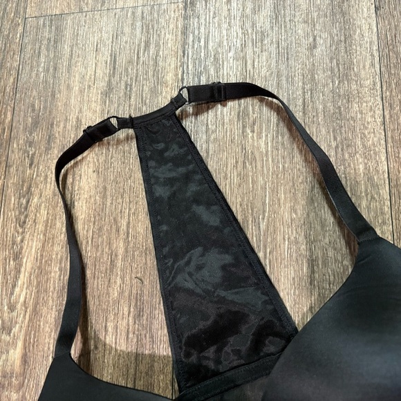 Victoria's Secret Very Sexy Velvet Trimmed Push-up Bra 36DD Black Front Clasp - Picture 7 of 14